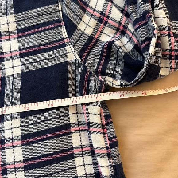 H&M long sleeve shirt - Picture 7 of 7